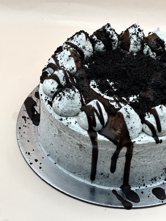 Cookies and Cream Cake